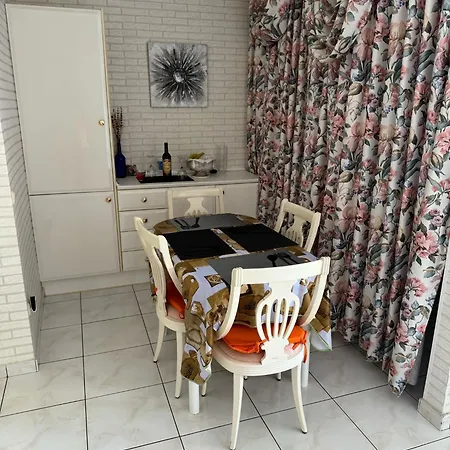 2 In Cristianos, Teneriffa